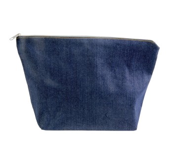 Beauty case in cotone denim 220 g/m2 (85% cotone - 15% poliestere) con chiusura zip