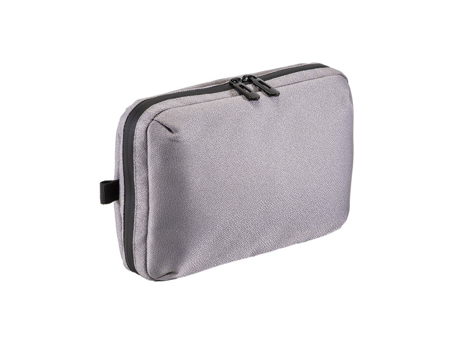 Tech organizer in poliestere riciclato jacquard 600D (lining interno in R-PET)